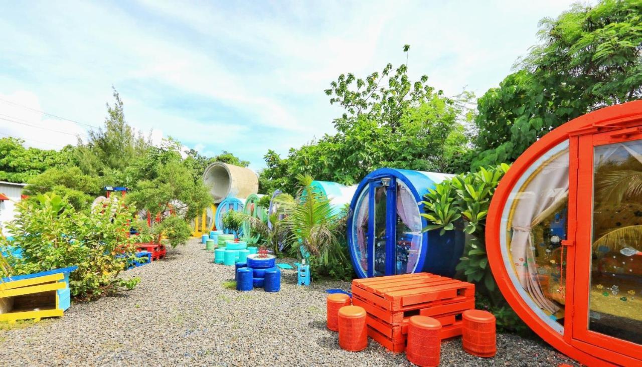 Heng-ch'un Pipe-House 墾丁ホステル エクステリア 写真