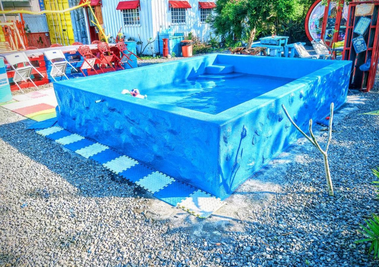 Heng-ch'un Pipe-House 墾丁ホステル エクステリア 写真