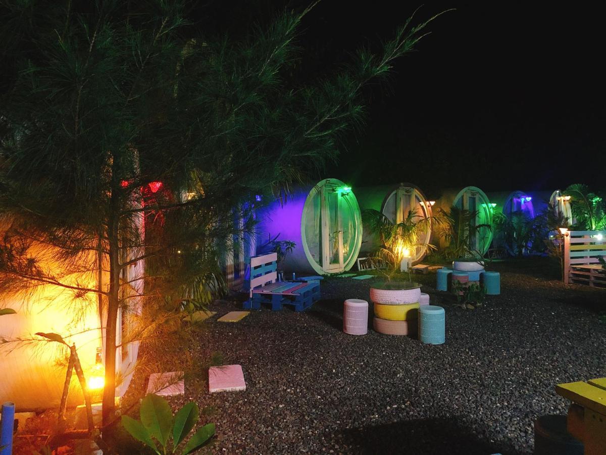 Heng-ch'un Pipe-House 墾丁ホステル エクステリア 写真